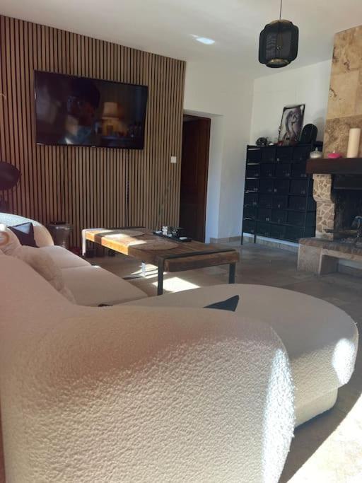 Villa Au Coeur De La Provence Evenos Экстерьер фото